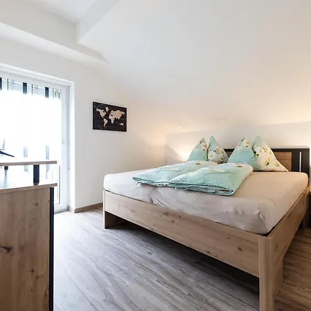 Apartment Monis Appartementhaus *