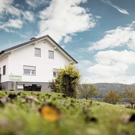 Apartment Monis Appartementhaus